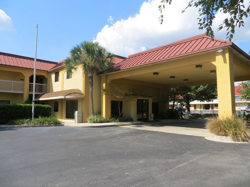 Fairview Inn & Suites Mobile Exterior foto