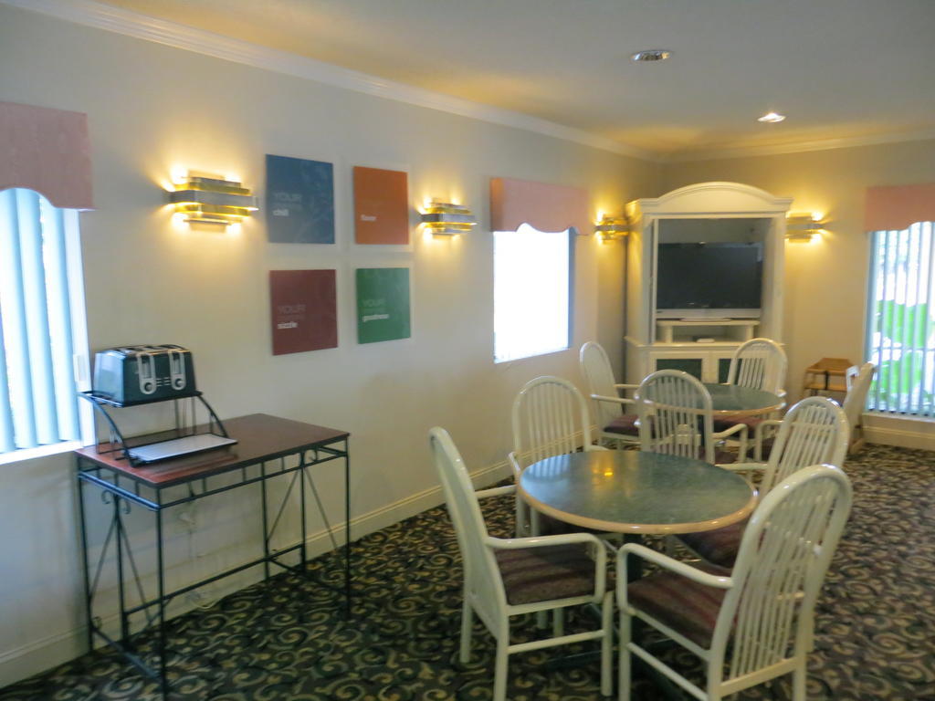 Fairview Inn & Suites Mobile Exterior foto